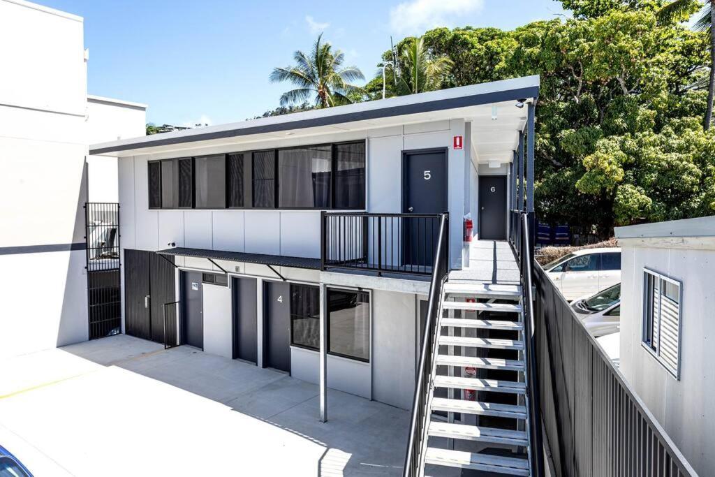 Airlie Sun & Sand Motel Accommodation #4 Airlie Beach Exterior foto